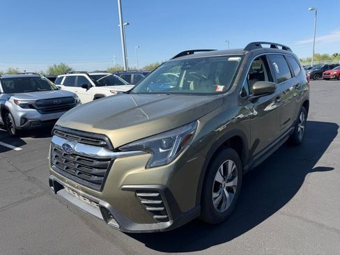 Used 2025 Subaru Ascent Premium AWD/4WD image 3