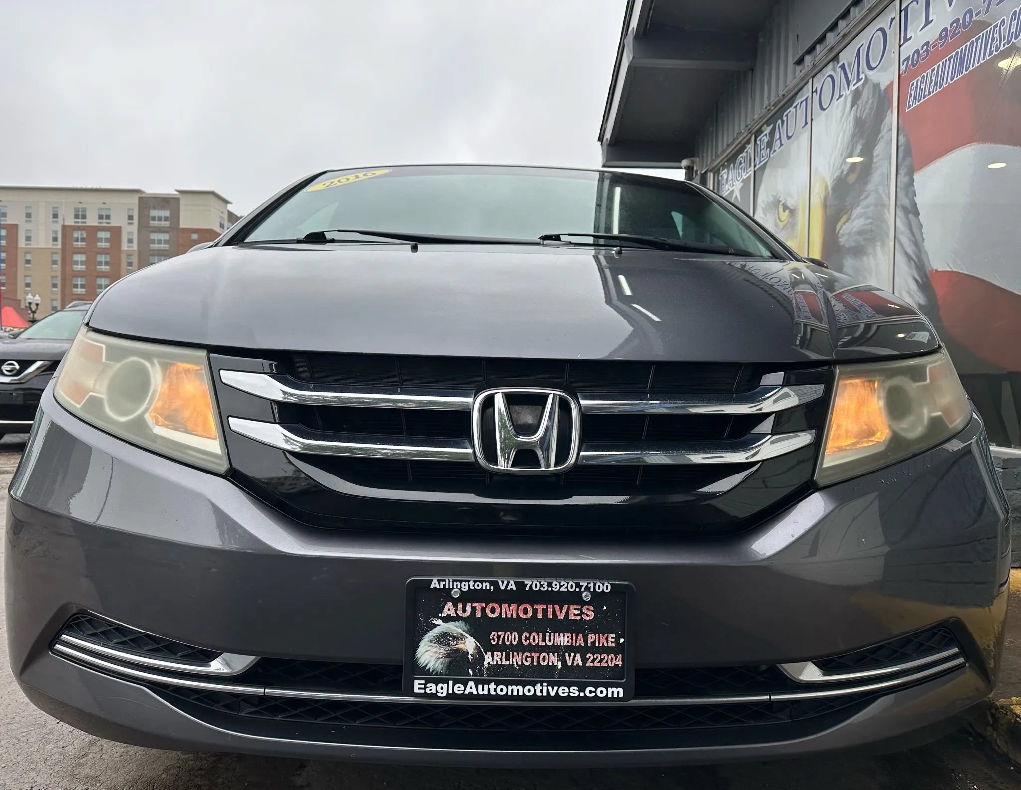 Used 2016 Honda Odyssey SE image 8