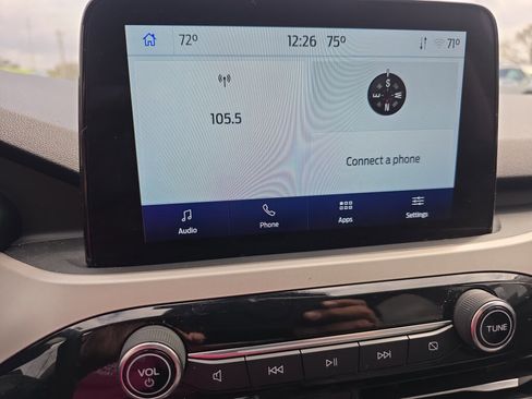 Used 2022 Ford Escape SE w/ SE Sport Appearance Package image 11