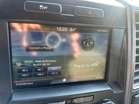 Used 2015 Ford F150 XLT w/ Equipment Group 302A Luxury AWD/4WD image 44