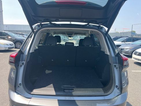 Used 2026 Nissan Rogue SL AWD/4WD image 33