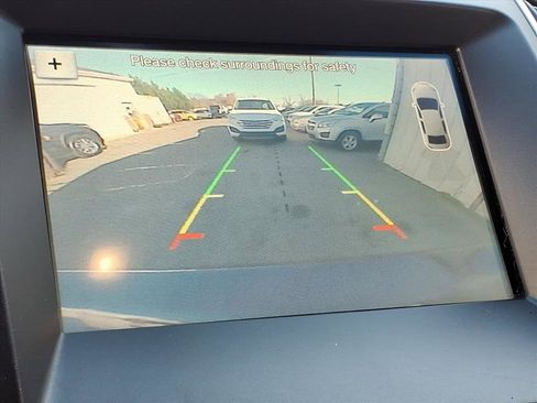 Used 2017 Ford Edge Titanium image 9