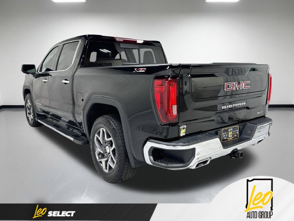 Used 2024 GMC Sierra 1500 SLT w/ SLT Premium Plus Package AWD/4WD image 10