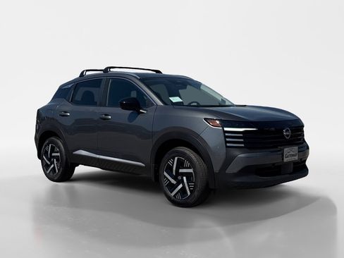 New 2026 Nissan Kicks SV w/ Cold Weather Package FWD image 8