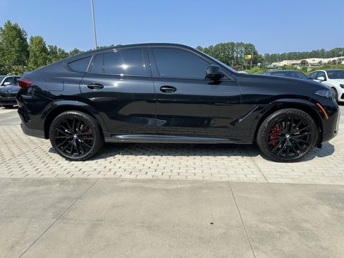 Used 2024 BMW X6 xDrive40i w/ M Sport Professional Package AWD/4WD image 15