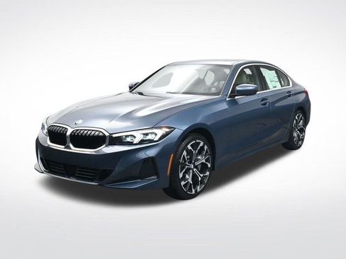 New 2026 BMW 330i xDrive Sedan w/ Premium Package image 9