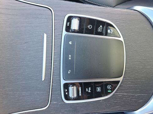 Used 2022 Mercedes-Benz GLC 300 4MATIC image 32