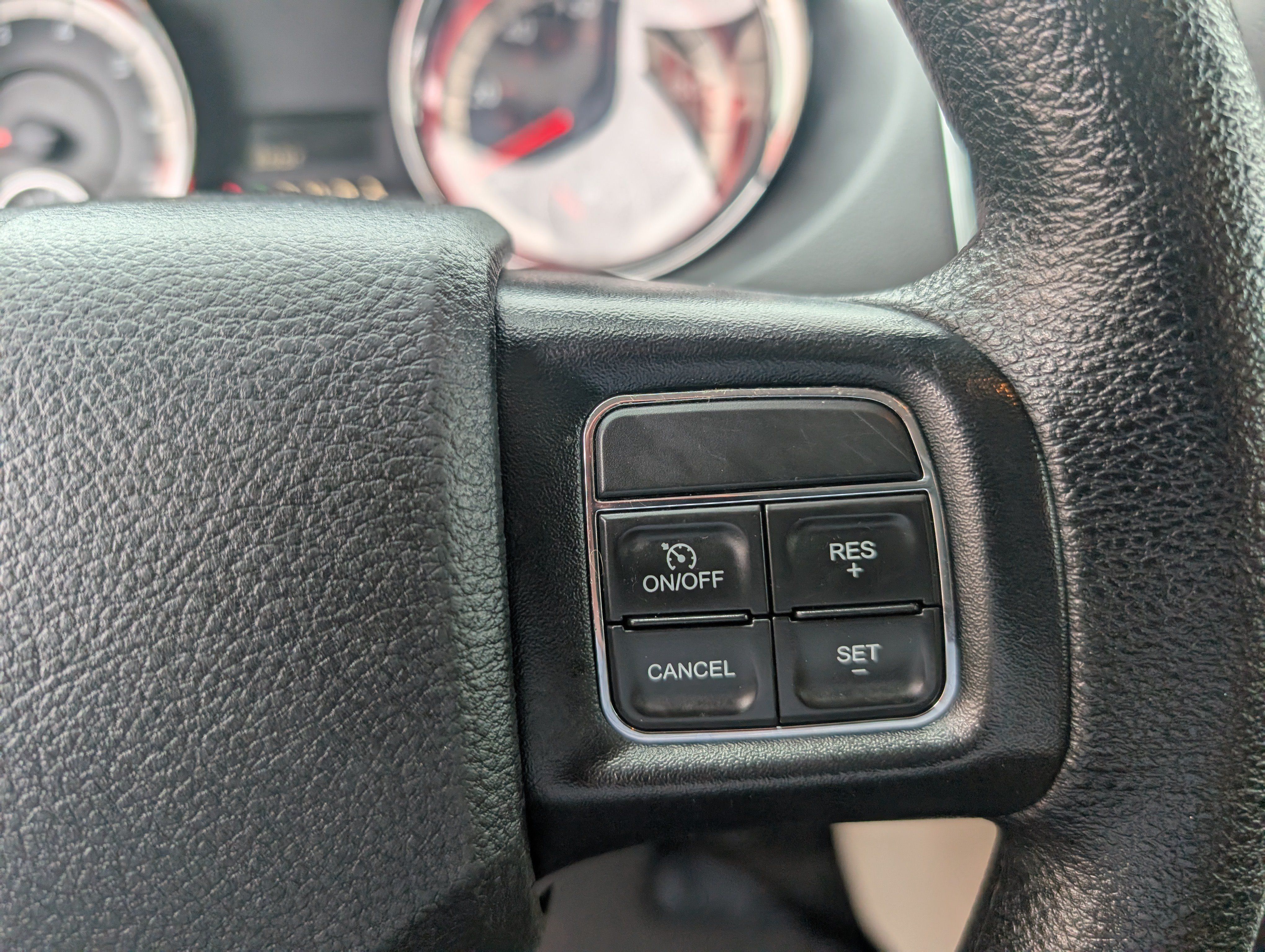 Used 2018 Dodge Grand Caravan SE w/ UConnect Hands-Free Group FWD image 15