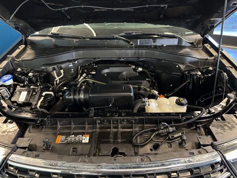 Used 2020 Ford Explorer XLT w/ Class III Trailer Tow Package image 26