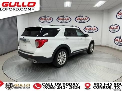 Used 2023 Ford Explorer Limited w/ Limited Technology Package RWD image 8