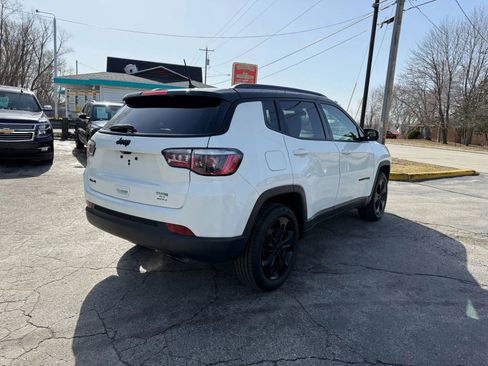 Used 2019 Jeep Compass Latitude image 5