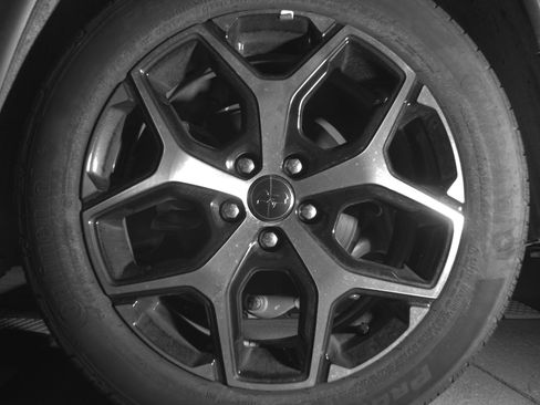 Used 2025 Jeep Compass Limited image 14