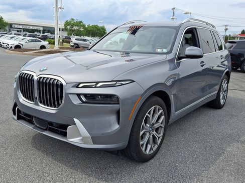 Used 2026 BMW X7 xDrive40i AWD/4WD image 3