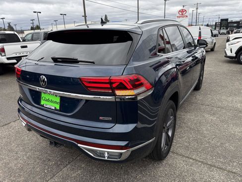 Used 2021 Volkswagen Atlas Cross Sport SE image 8
