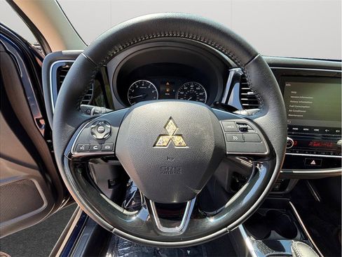 Used 2020 Mitsubishi Outlander SE FWD image 20