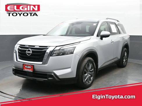 Used 2023 Nissan Pathfinder SV AWD/4WD image 1