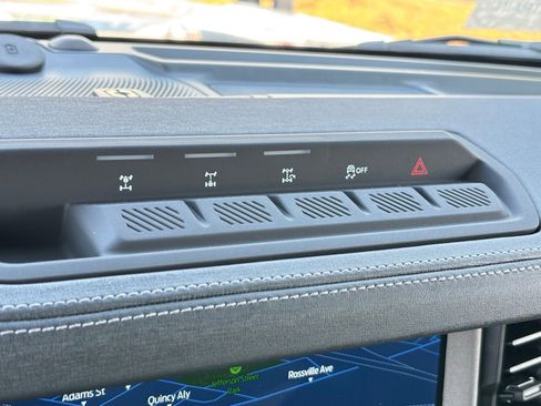 New 2026 Ford Bronco Outer Banks AWD/4WD image 8