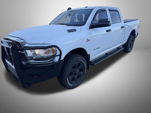 Used 2020 RAM 2500 Tradesman AWD/4WD image 1
