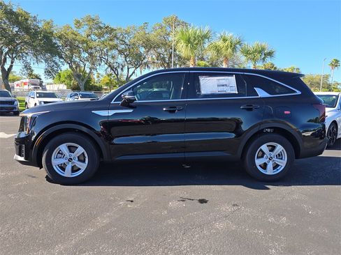 New 2026 Kia Sorento LX image 5