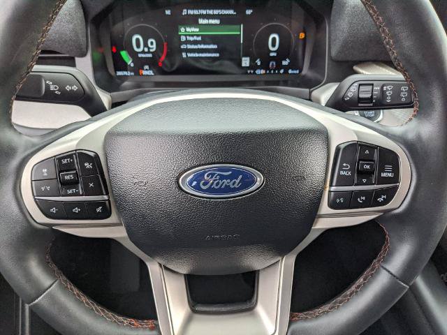 Certified 2025 Ford Explorer Active w/ Active Comfort Package RWD image 11