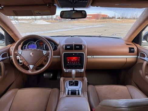 Used 2008 Porsche Cayenne GTS image 14