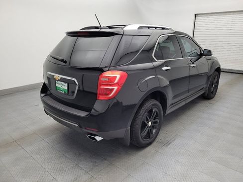 Used 2017 Chevrolet Equinox Premier w/ Enhanced Convenience Package AWD/4WD image 9