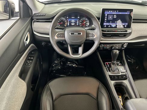 Used 2022 Jeep Compass Latitude image 20