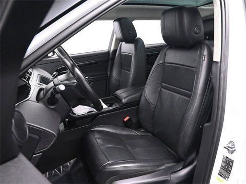 Used 2021 Land Rover Range Rover Evoque S image 11