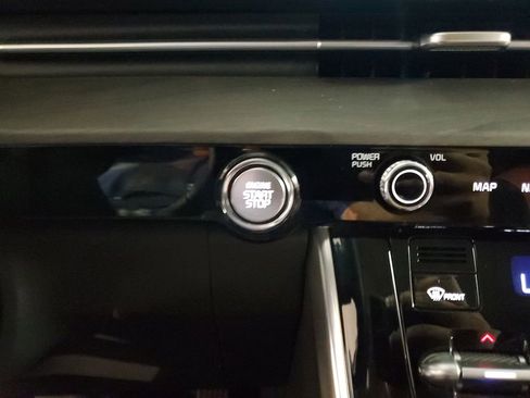 Used 2024 Kia Carnival SX FWD image 29