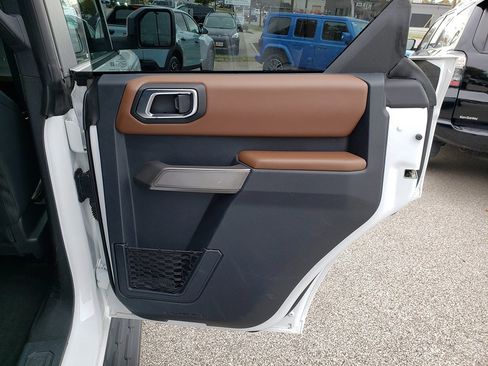 Certified 2023 Ford Bronco Outer Banks image 18