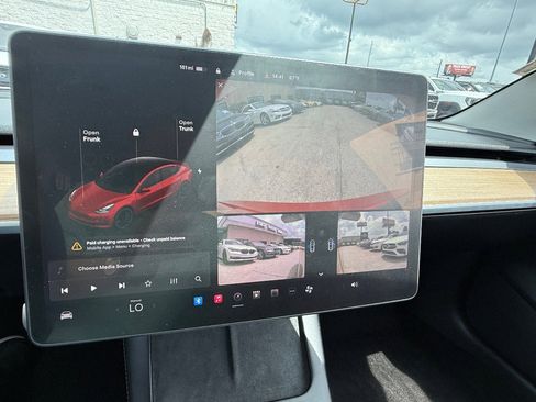 Used 2022 Tesla Model 3 Performance image 30