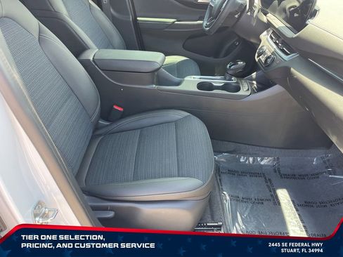 Used 2025 Buick Envista Preferred w/ Convenience I Package FWD image 19