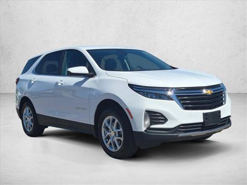Used 2024 Chevrolet Equinox LT AWD/4WD image 3