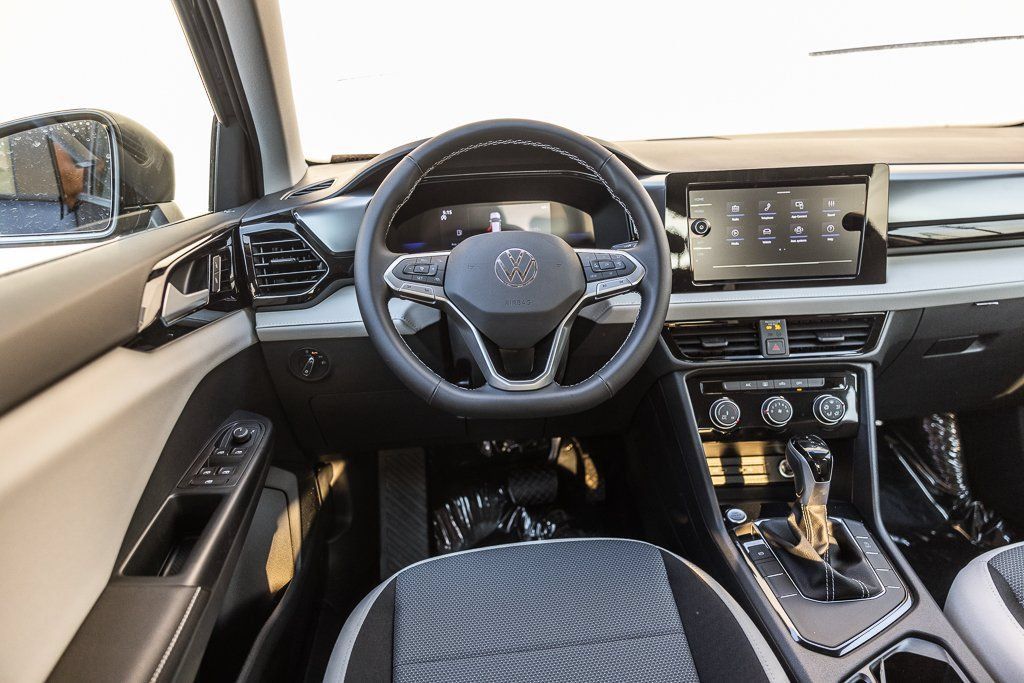 New 2026 Volkswagen Taos S AWD/4WD image 5