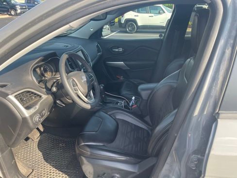 Used 2022 Jeep Cherokee Latitude image 5