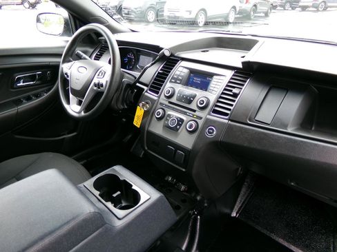 Used 2019 Ford Taurus Police Interceptor AWD image 28