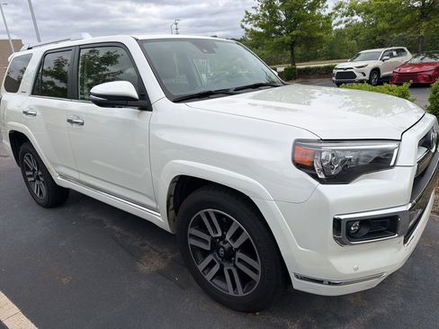 Used 2023 Toyota 4Runner Limited RWD image 3