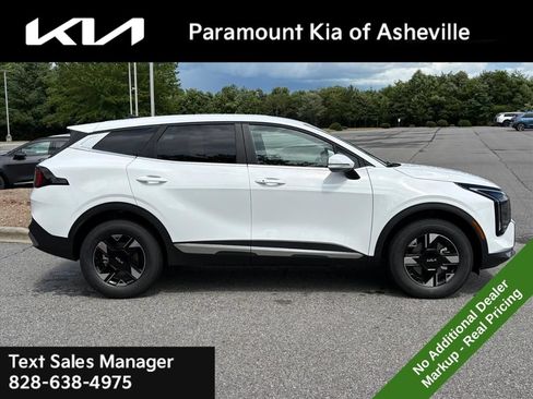 New 2026 Kia Sportage LX w/ LX Convenience Package AWD/4WD image 7