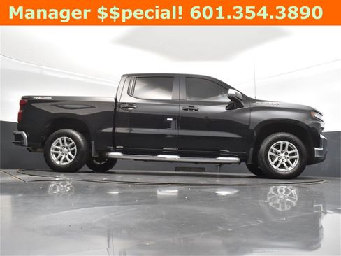 Used 2019 Chevrolet Silverado 1500 LT w/ All-Star Edition image 44