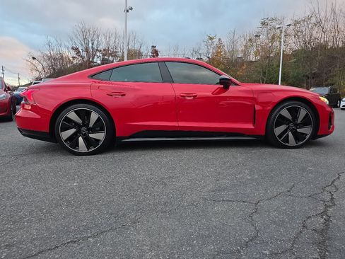 Used 2023 Audi e-tron GT Prestige w/ Prestige Package image 21