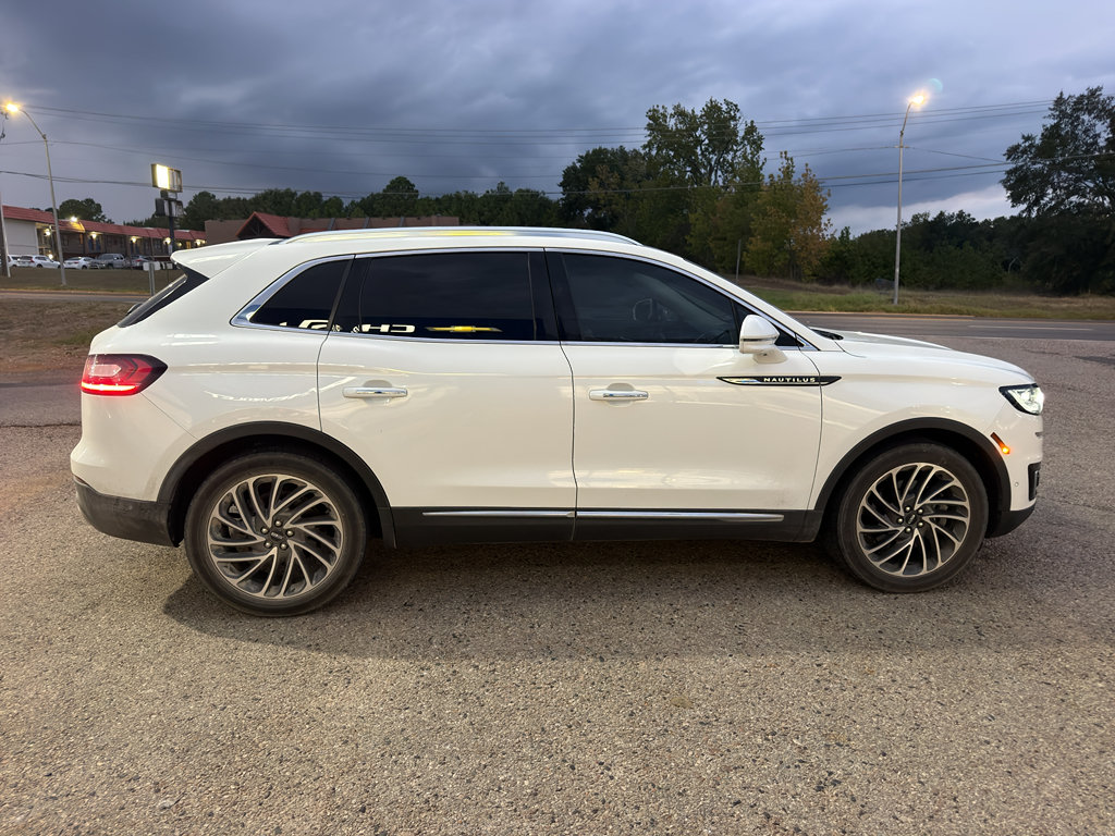 Used 2020 Lincoln Nautilus Reserve FWD image 10