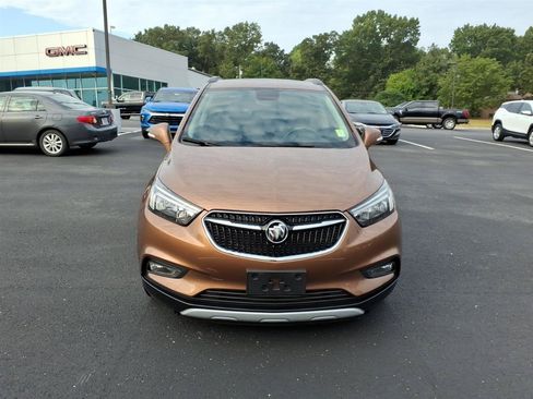 Used 2017 Buick Encore Preferred FWD image 2