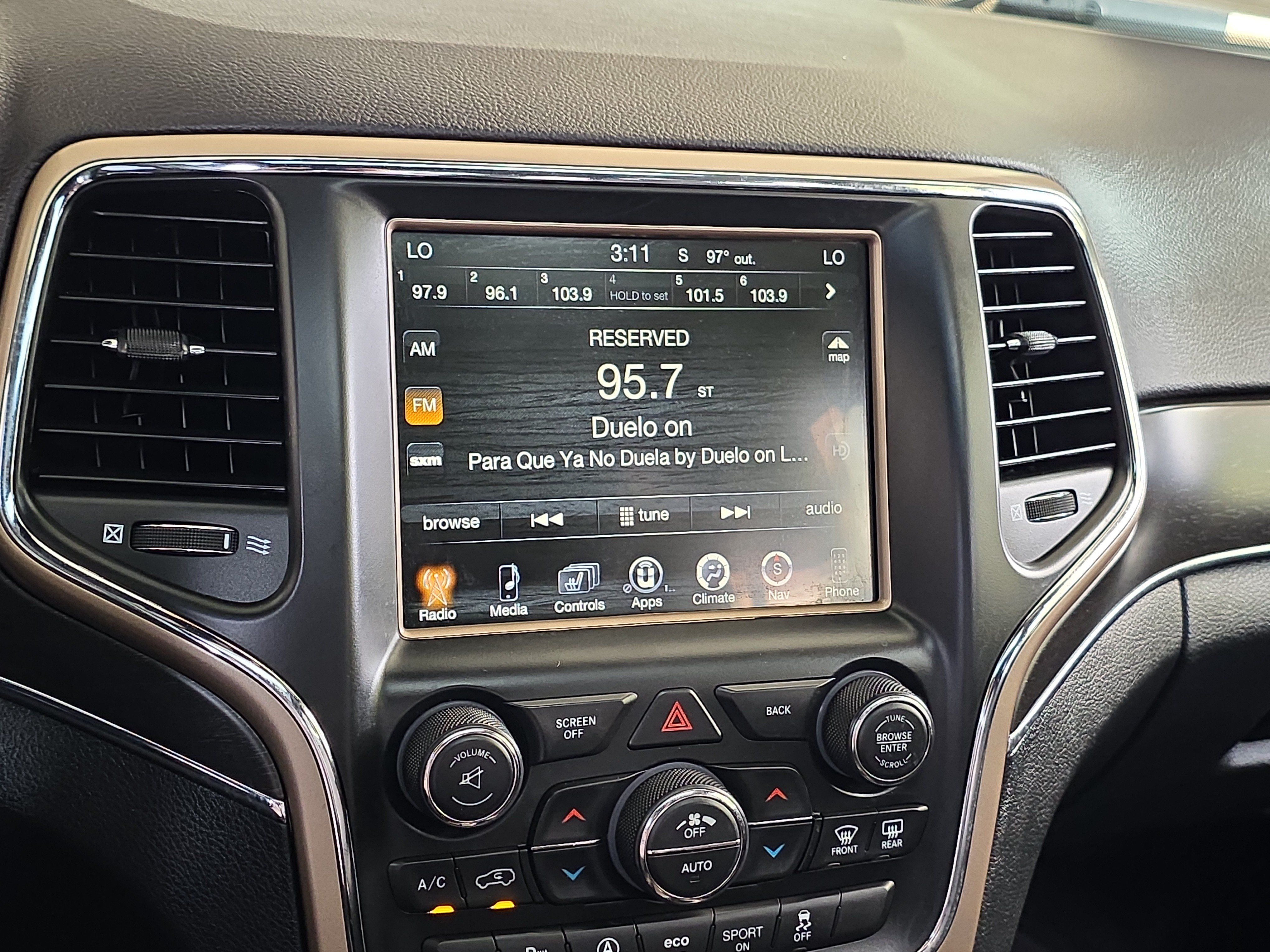 Used 2017 Jeep Grand Cherokee Limited AWD/4WD image 17