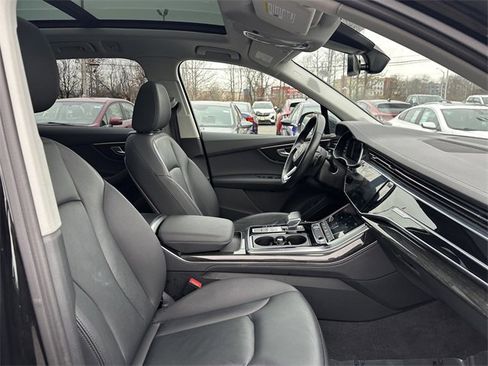 Used 2024 Audi Q7 2.0T Premium Plus image 33