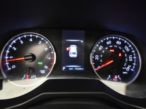 Used 2022 Toyota RAV4 XLE w/ Convenience Package AWD/4WD image 41