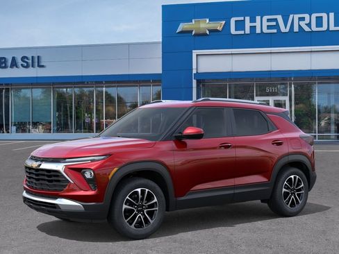 New 2026 Chevrolet TrailBlazer LT w/ Convenience Package AWD/4WD image 2