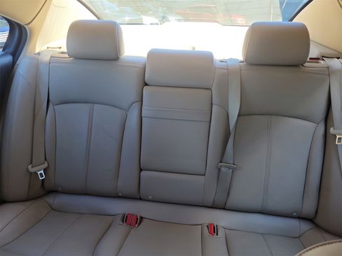 Used 2010 Buick LaCrosse CXL image 12