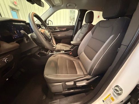 Used 2025 Chevrolet TrailBlazer LT image 20