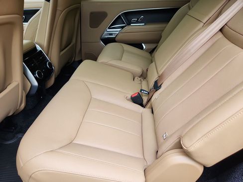 New 2026 Land Rover Range Rover Long Wheelbase SE AWD/4WD image 5