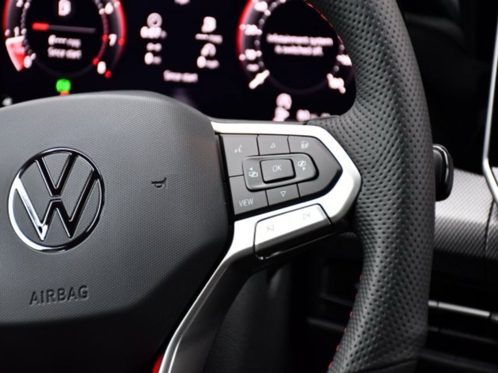 New 2026 Volkswagen GTI SE FWD image 23